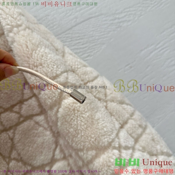   þ   DO5340345-4