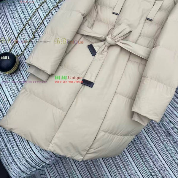 ���� ��**�� �ٿ� �е� MAXM3212088-8