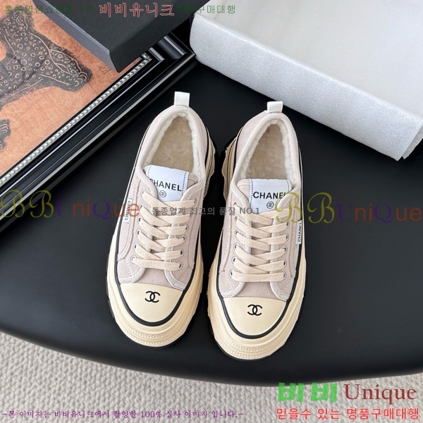 * Ŀ 33D866805-1