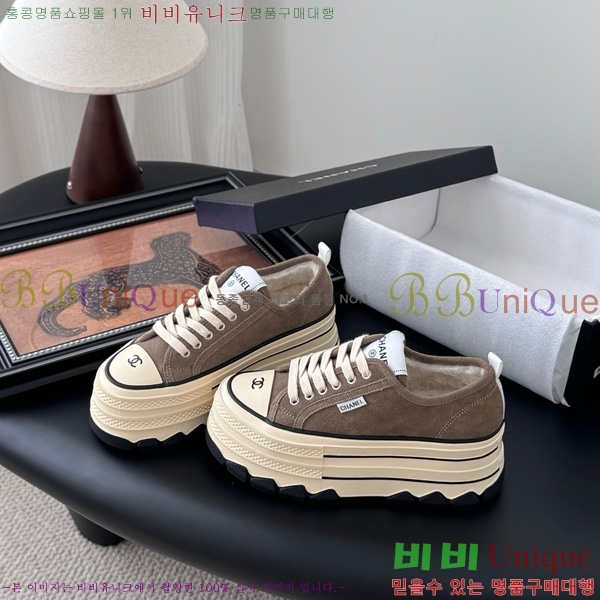* Ŀ 33D866805-5