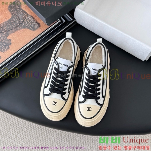 * Ŀ 33D866805-3