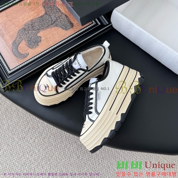 * Ŀ 33D866805-3
