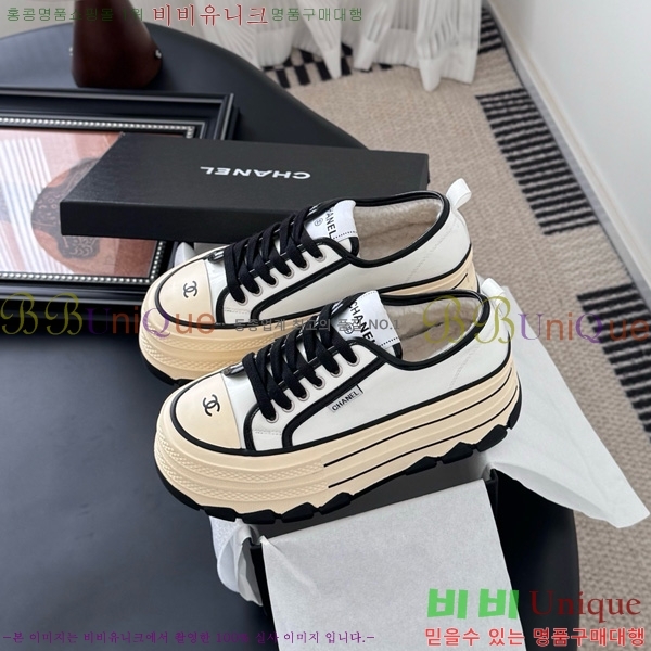 * Ŀ 33D866805-3