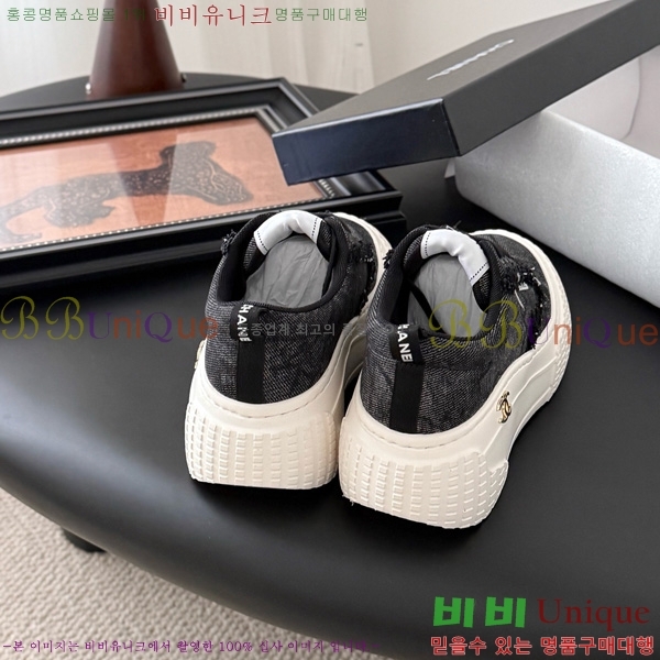 * Ŀ 34D866803-3
