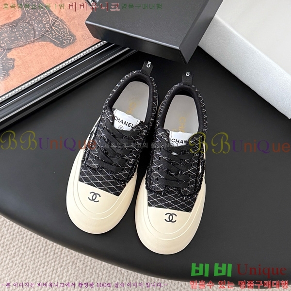 * Ŀ 32D866804-3