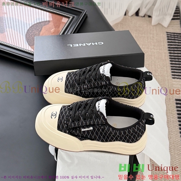 * Ŀ 32D866804-3