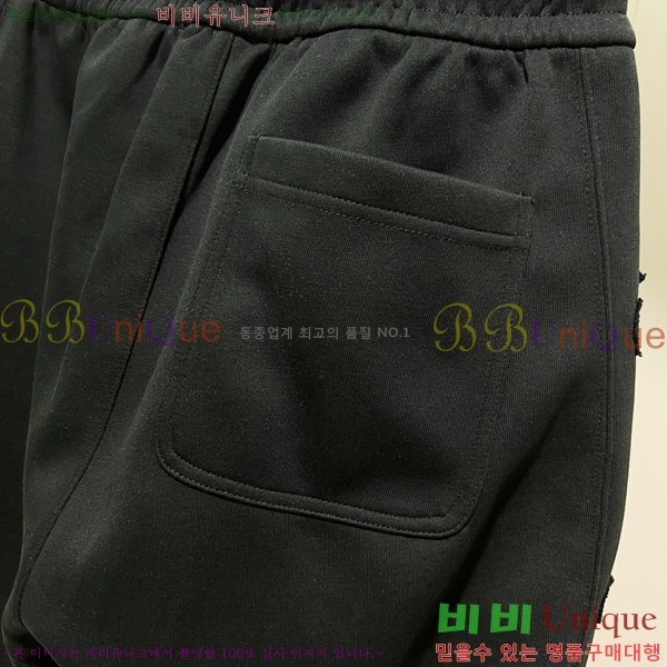  ũ  CH426859-4