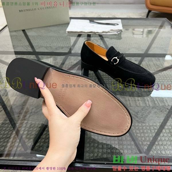  ڷ ġڸ / B6690511