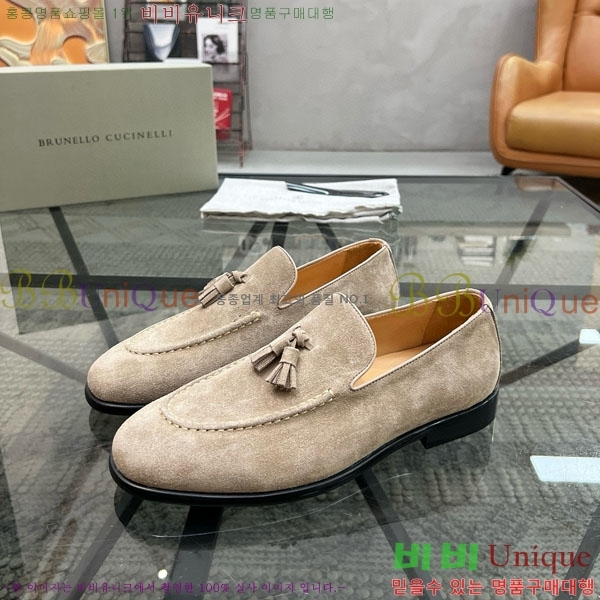  ڷ ġڸ / B6690522