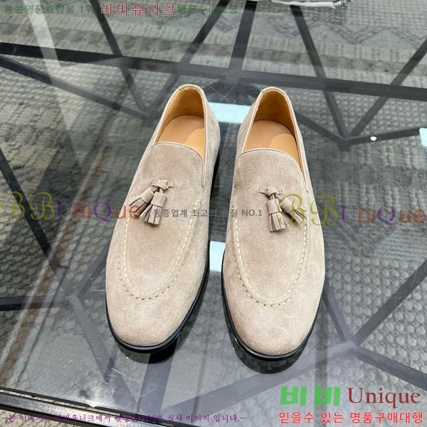  ڷ ġڸ / B6690522
