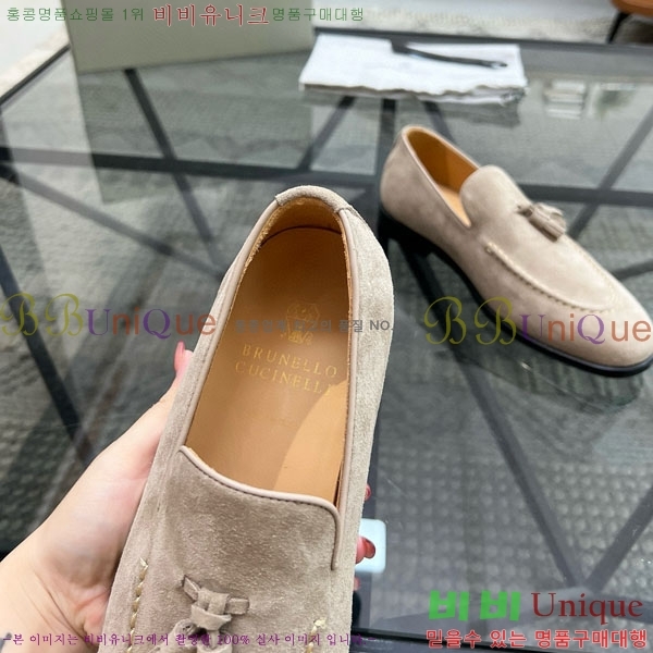  ڷ ġڸ / B6690522