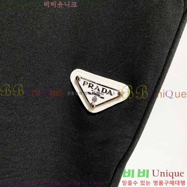   򸮴  P07743-4