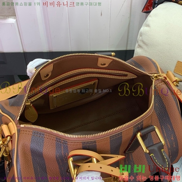 #̺ ǵ P9 ݵѸ M14077-101