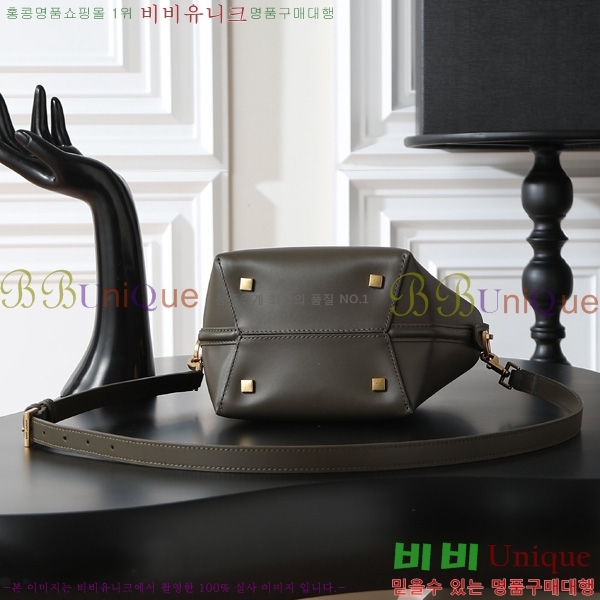 #ζ LE 37  749036-901