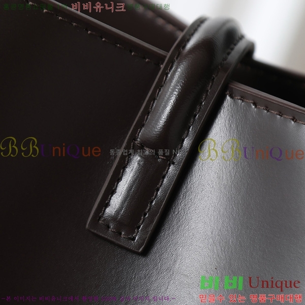 #ζ LE 37  749036-902