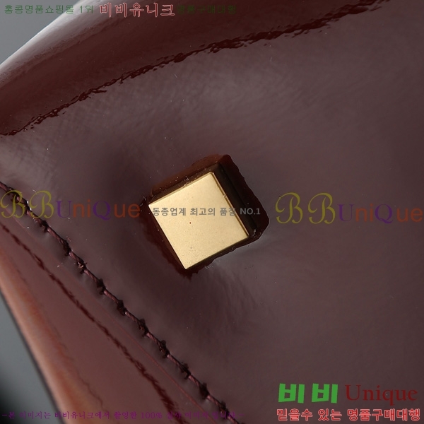 #ζ LE 37  749036-3001