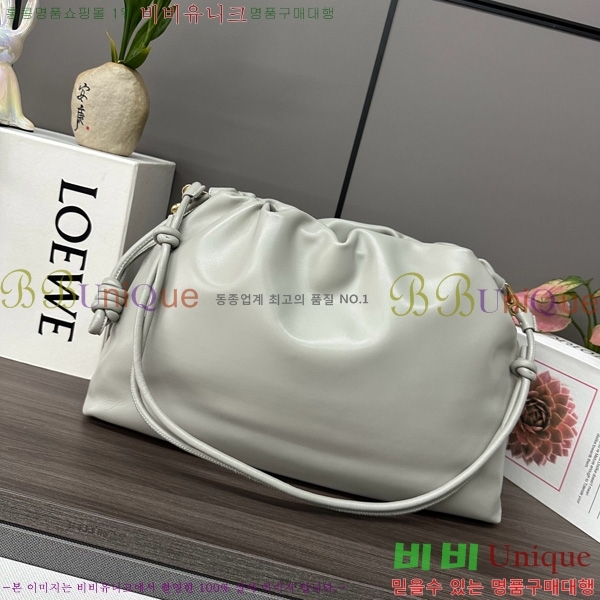 #ο  ö ޽ 012401-107