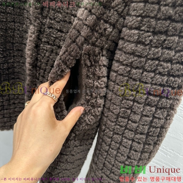  װŸ þ   BV136785768-2