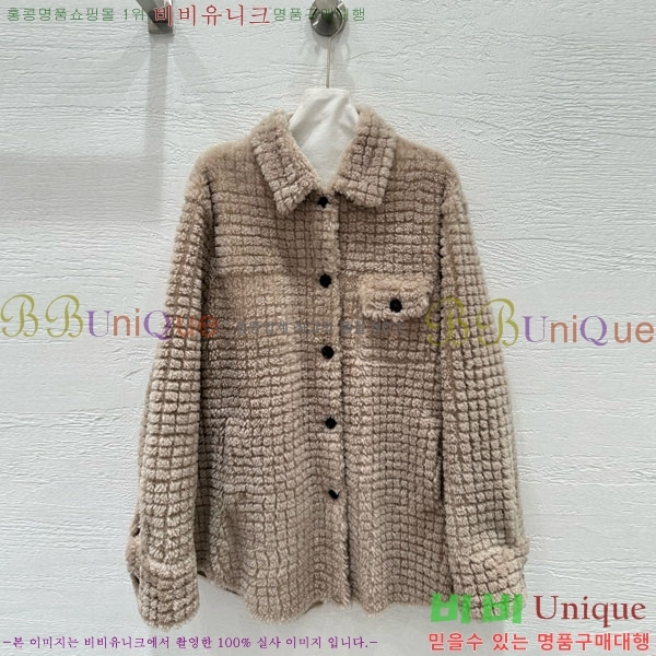  װŸ þ   BV136785768-3