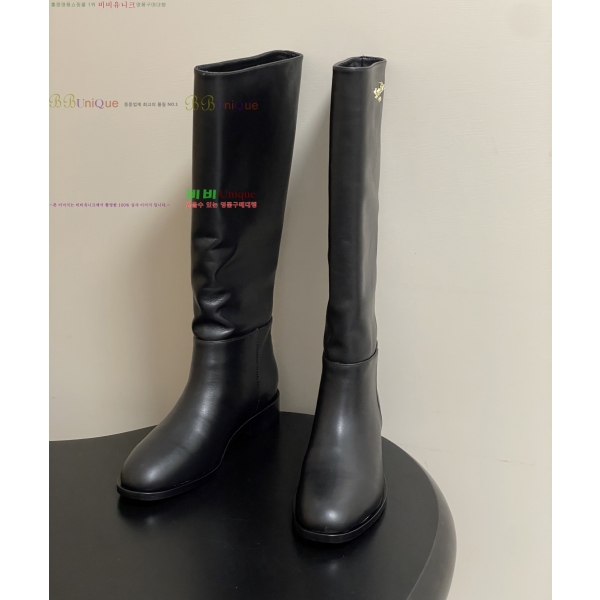   D-Town   56D25101810-1