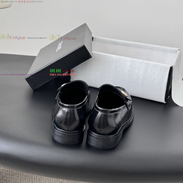  * ĳ־  32CY2510153-4