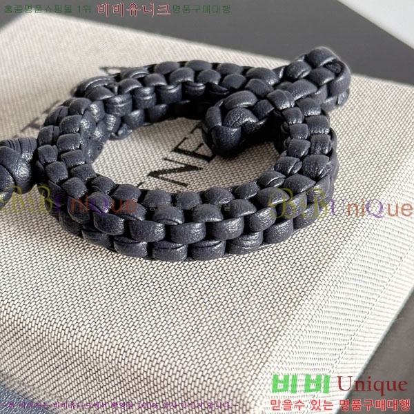 #װŸ  Q  844672-117