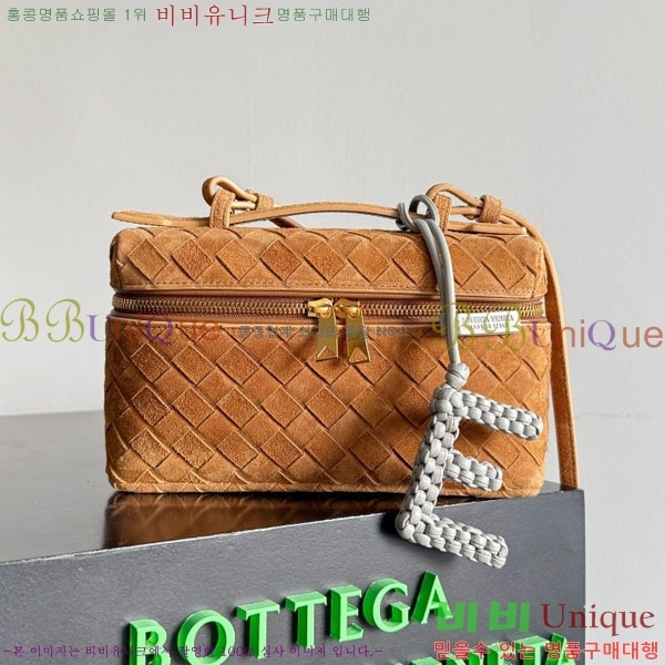 #װŸ  E  844672-105