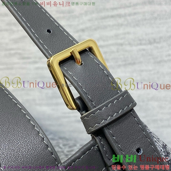 # D-Journey ̵  M2417UT-5