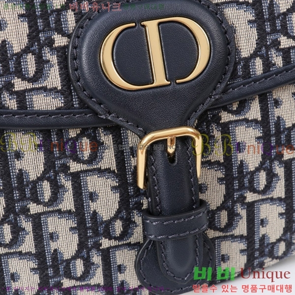 # ٺ BOBBY ̵ M9337-102