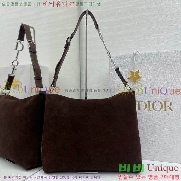 #��� ���ʼ� �ش��� JONATHAN ANDERSON ȣ���� M856325-4