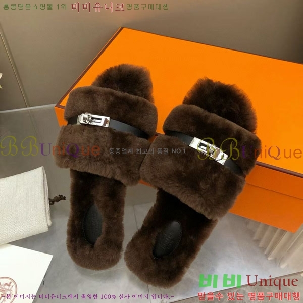 ޽   þ  W861000-4