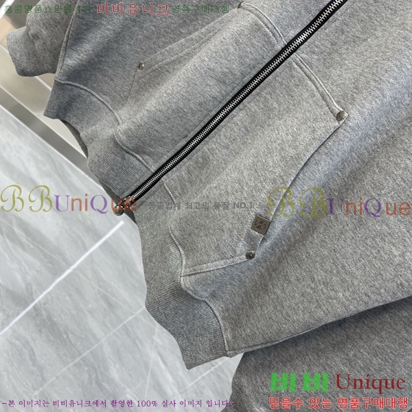  ũ*  ĵ 21CH251162-2