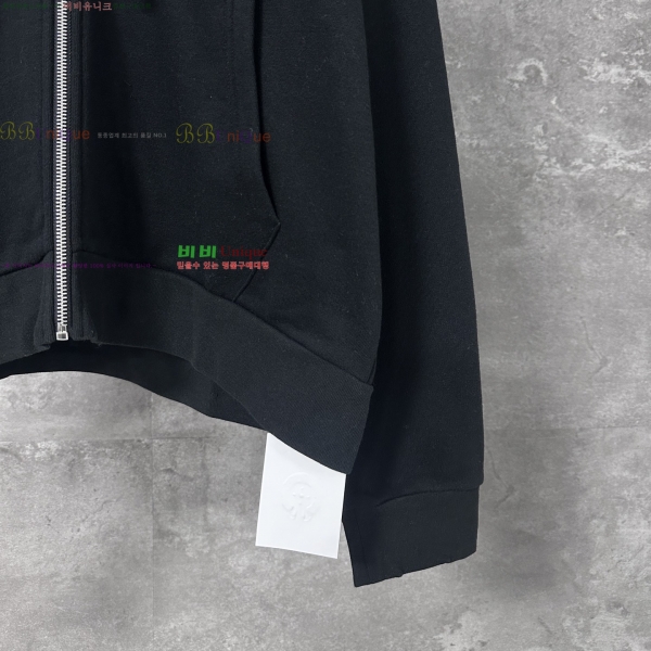  ũ*  ĵ 27CH251133-1