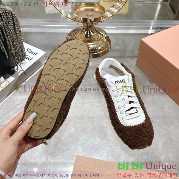 ���� �̿�̿� ����Ŀ�� 27MU902300-2