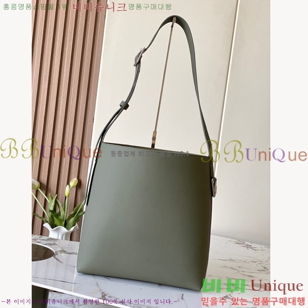 #���̺��� ������ ȣ�� īŰ M26747-1001