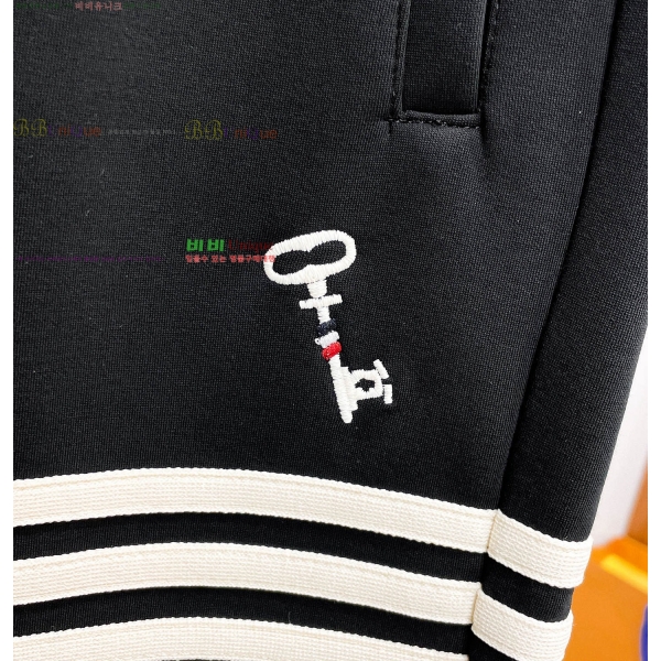 ���� ����� ���� TB645379-2