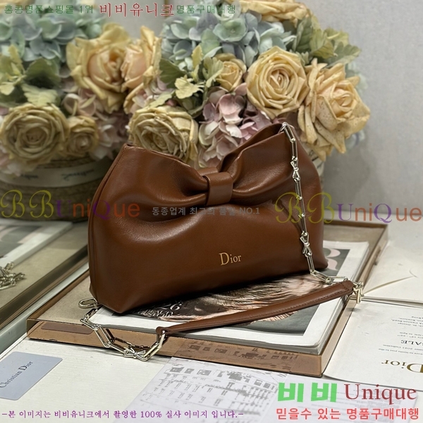 #��� ���� ü�ι� M0714-105