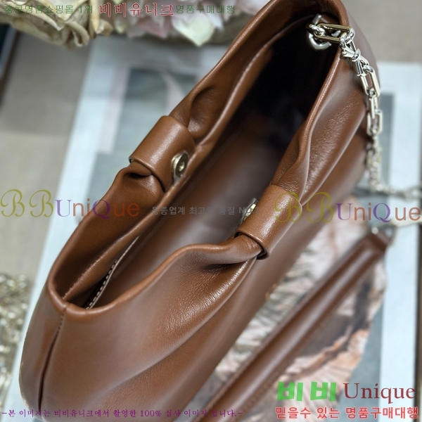 #��� ���� ü�ι� M0714-105