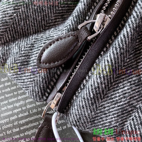 ���� �η�**�� �淮 �е� LP354156-1