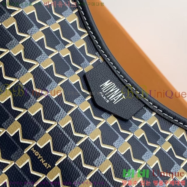 #���̳� ȣ���� M8219-5