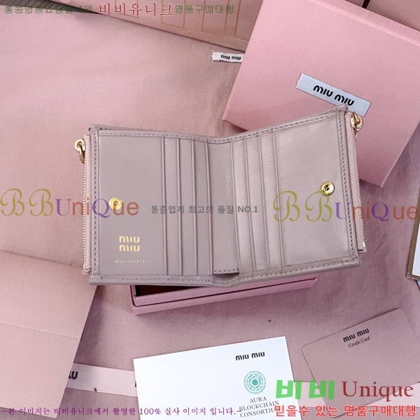 #�̿�̿� ���׶�� ������ 5MV017-203