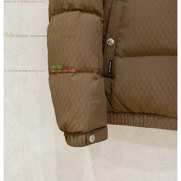 ���� ���̺��� �ٿ� �е� LV584693-2