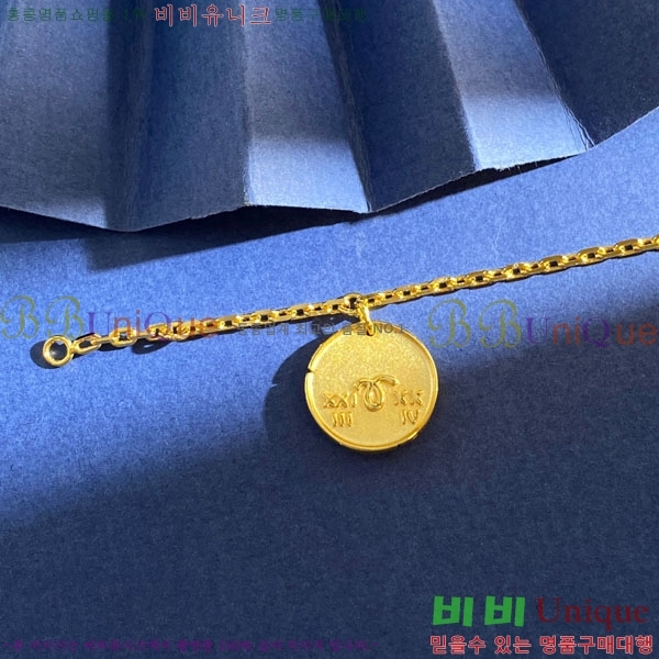 ���� ��Ŭ���� �� ���� ���ڸ� ���� VA325451-3