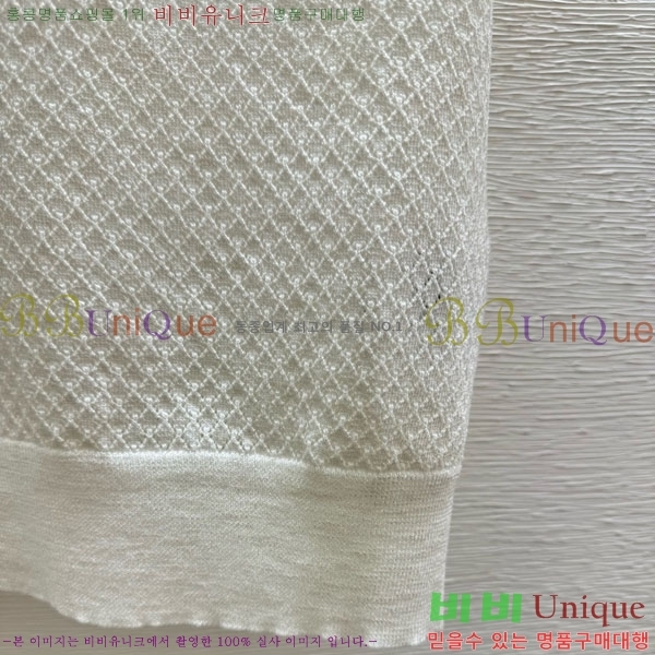 ���� �̿�̿� ���� Ƽ���� MIU23165-1