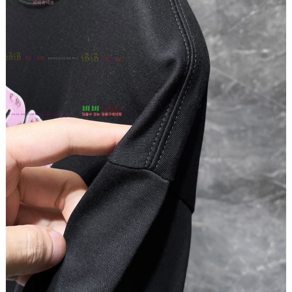 ���� ũ������ ���� Ƽ���� CH814256-17