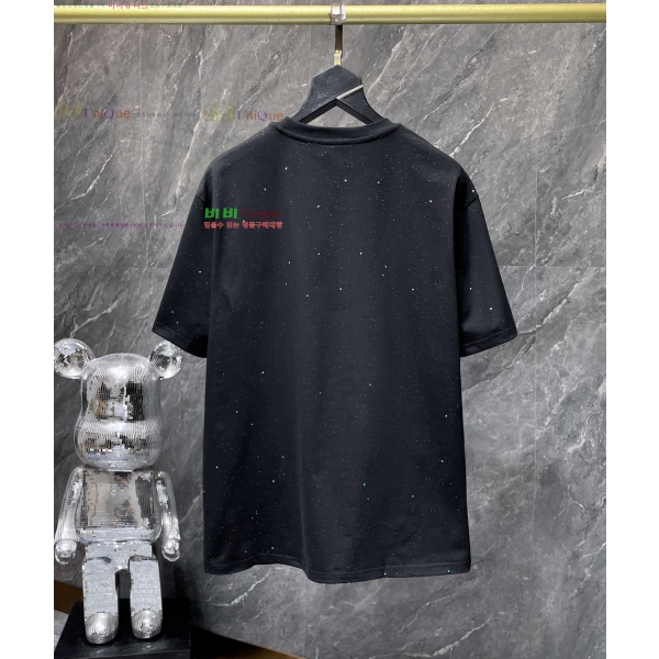 ���� ũ������ ���� Ƽ���� CH814256-23