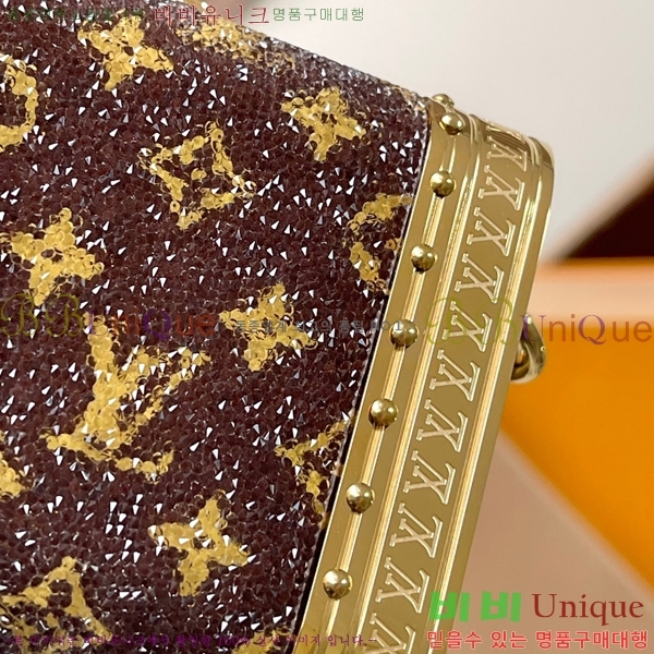 #����*�� ����Ƽ ���̽� M23572-1001