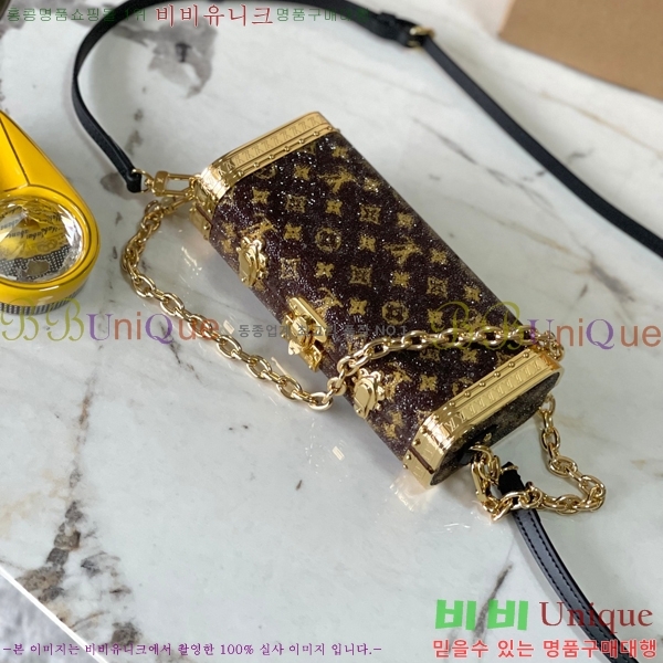 #����*�� ����Ƽ ���̽� M23572-1001