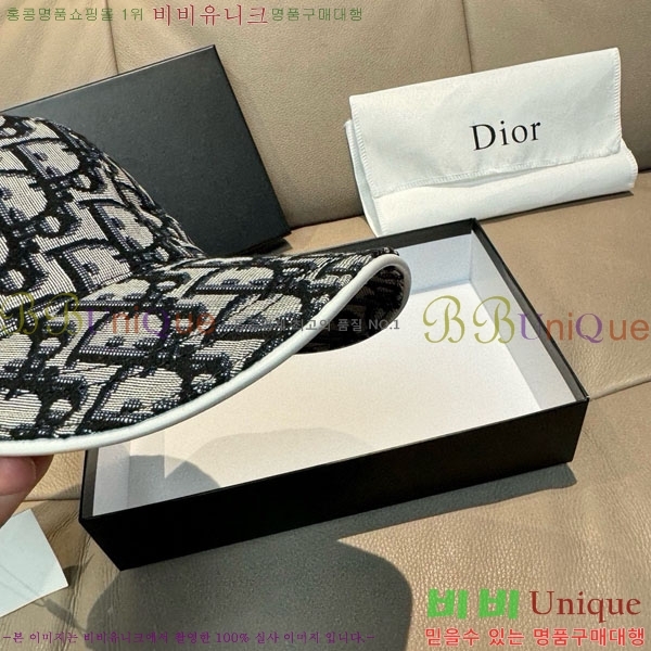 ��* ���� DR28412-3