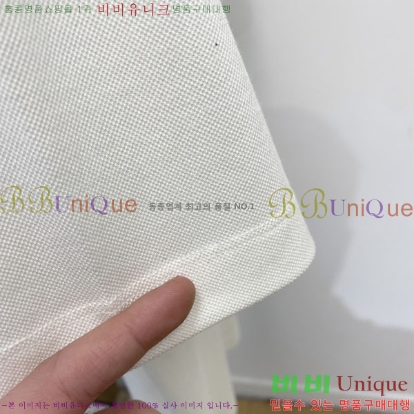 ���� �����޽� ī�� ���� Ƽ���� HE57115-3